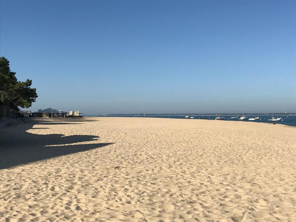 Appartement les pieds dans l eau accès direct plage Pereire, Parking gratuit ,WIFI, 2 vélos Arcachón Exterior foto