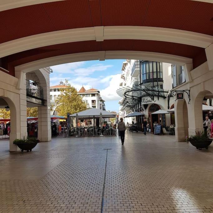 Appartement les pieds dans l eau accès direct plage Pereire, Parking gratuit ,WIFI, 2 vélos Arcachón Exterior foto