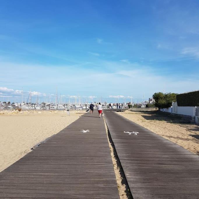 Appartement les pieds dans l eau accès direct plage Pereire, Parking gratuit ,WIFI, 2 vélos Arcachón Exterior foto